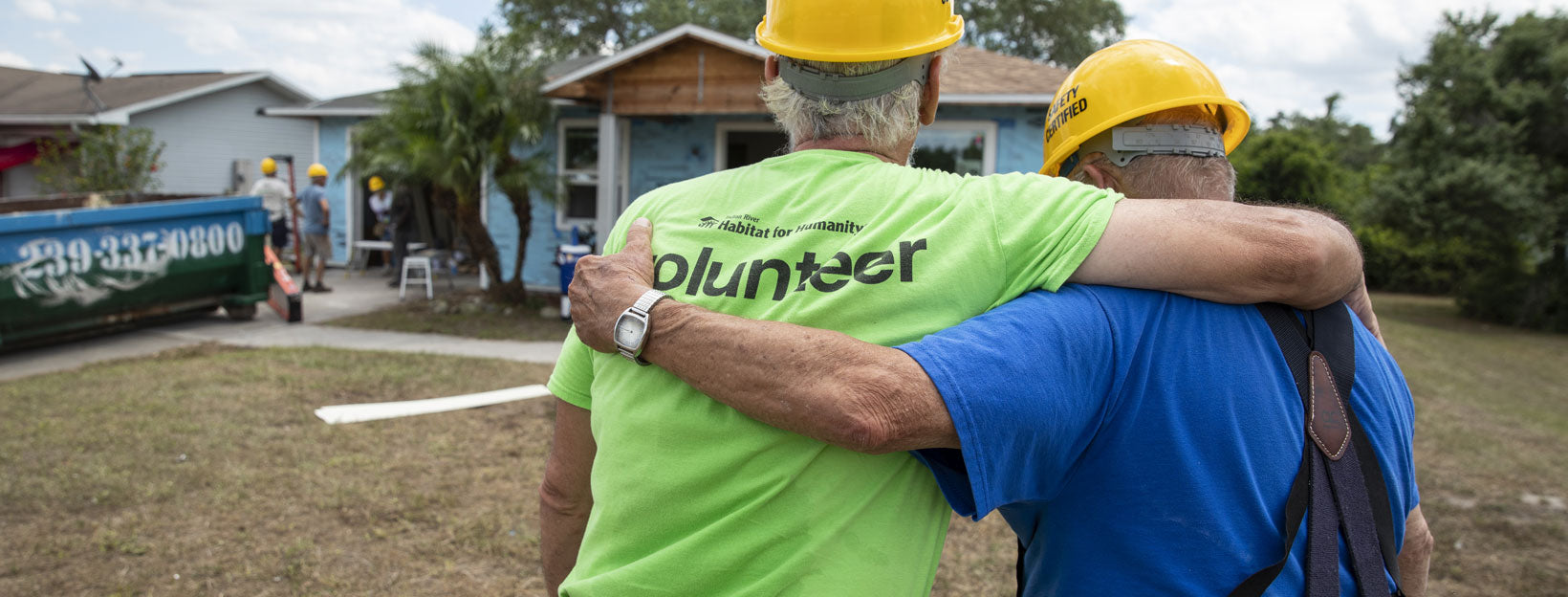 picture of construction volunteers