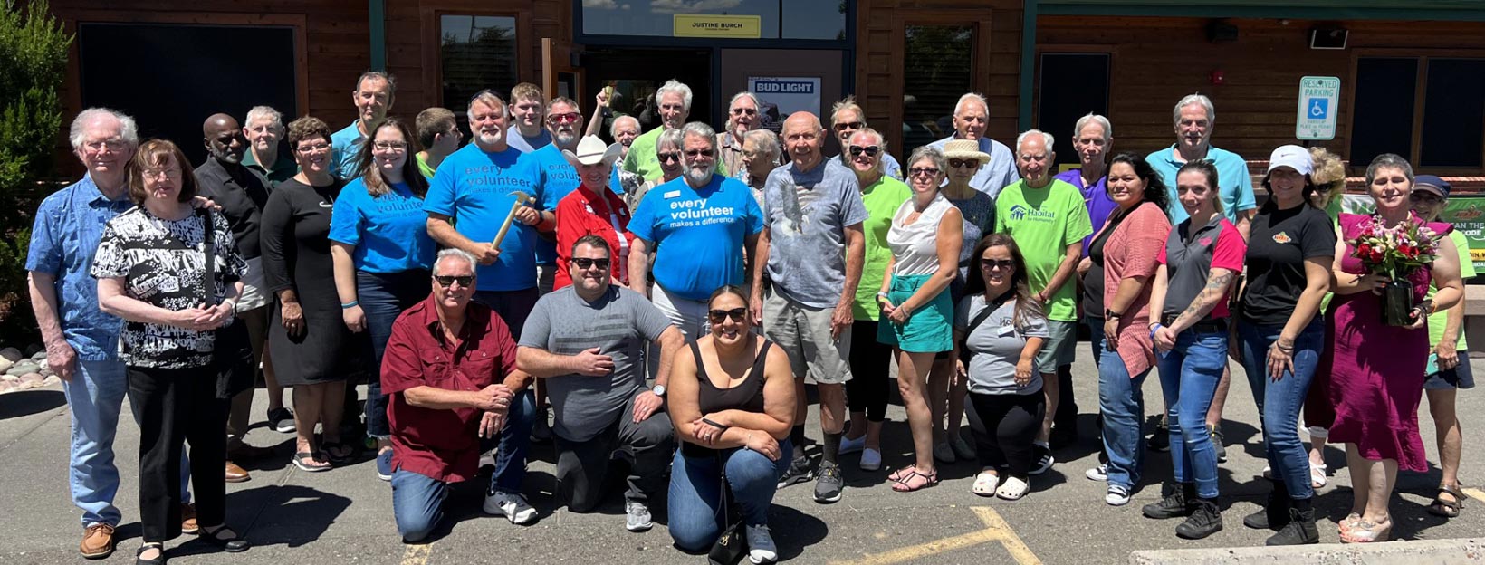 picture of volunteers at Prescott Area Habitat for Humanity